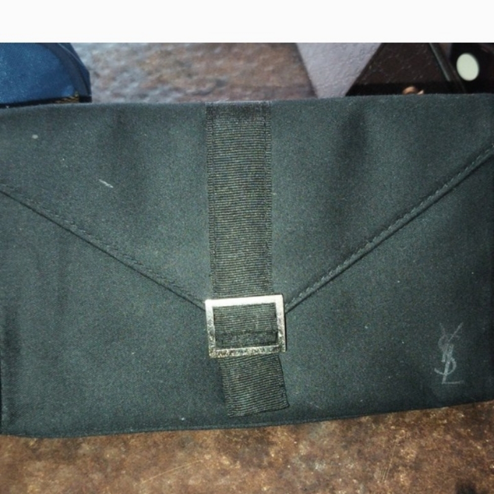 YSL makeup bag good condition